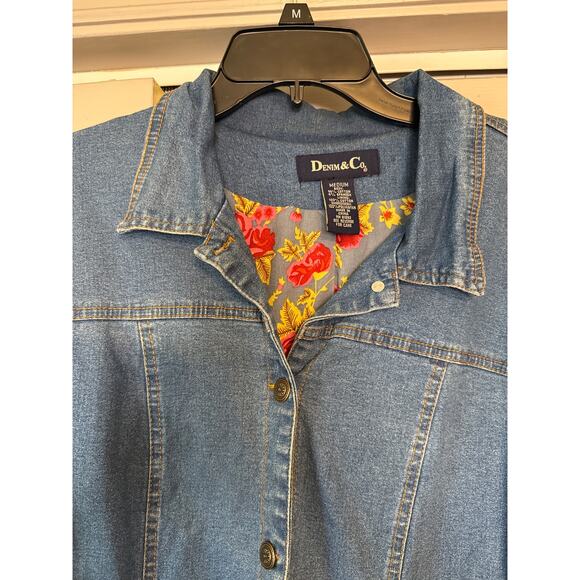Denim & Co Embroidered Jean Jacket Blazer Floral Sleeves Floral Lining Sz M - Picture 4 of 7